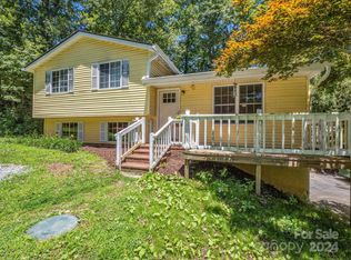 2 Poplar Hl, Mills River, NC 28759