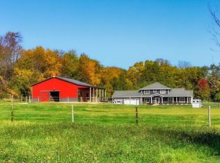 674 W Cedarville Rd, Freeport, IL 61032