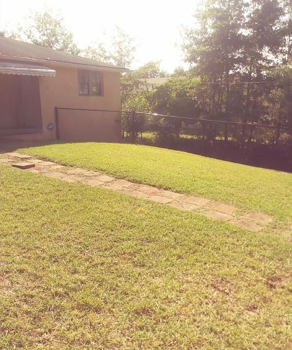 2nd image of 331 Caulder Ave