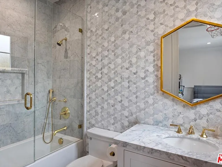 4225 Alcove Ave — Photo 30