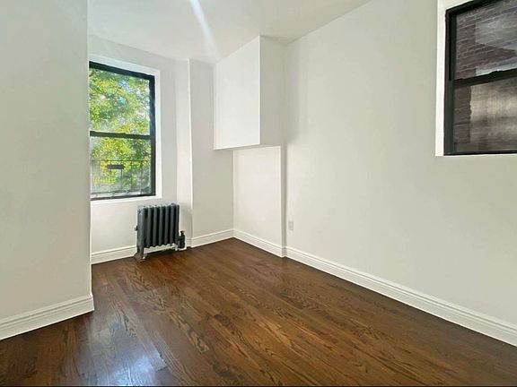 4th image of 326 W 47th St #3