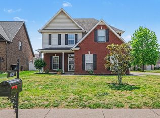 5159 Starnes Dr, Murfreesboro, TN 37128