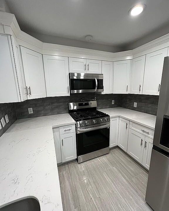 1st image of 50 Scarlet Woods Ct