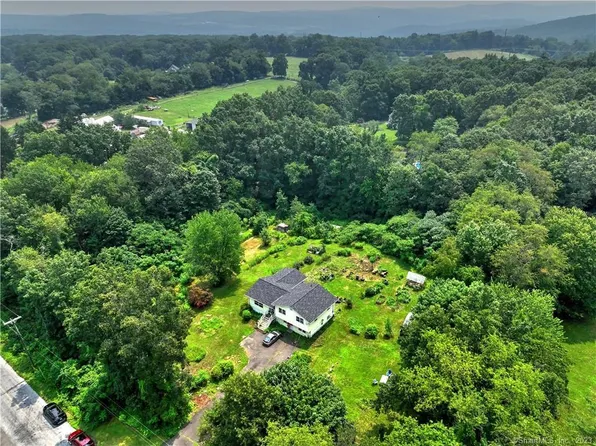 15 Burritt Hill Road, Bethlehem, CT 06751
