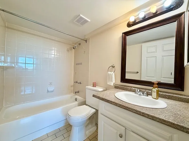 1440 Heron Rd #402 — Photo 11