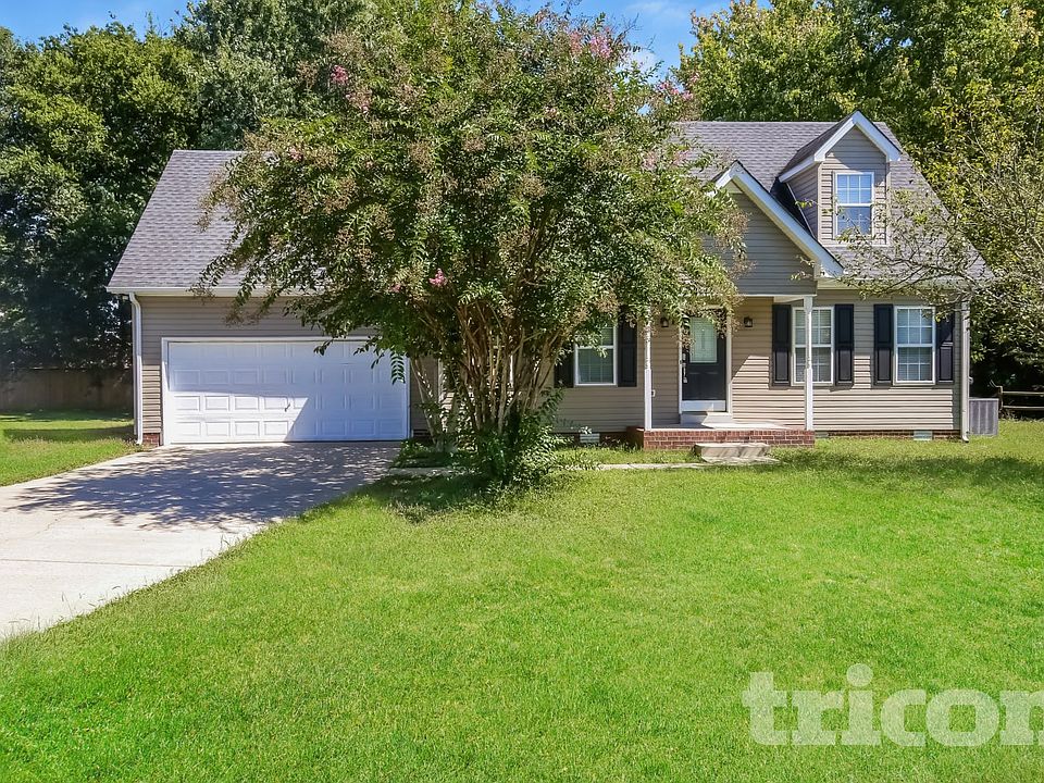 1st image of 1526 Amberwood Cir