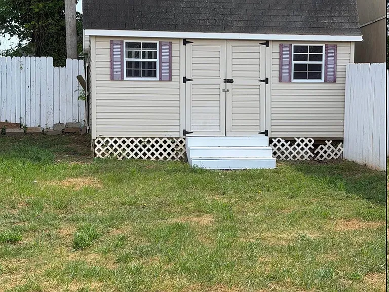 1125 Textile Pl — Photo 17