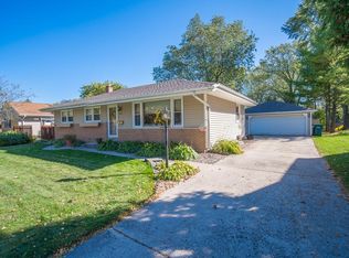 411 W Monroe St, Port Washington, WI