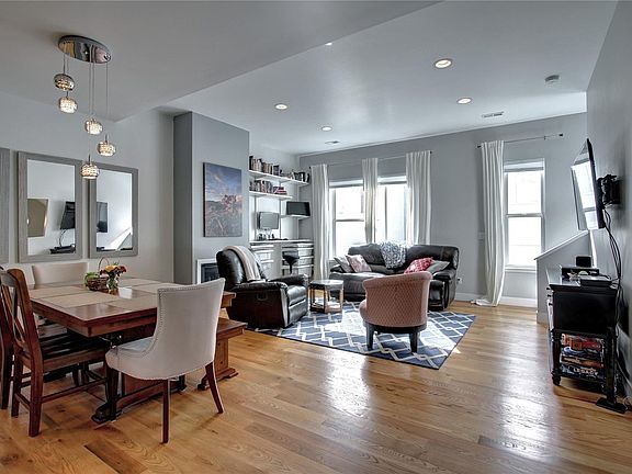 2nd image of 1820 N Julian St Unit 103