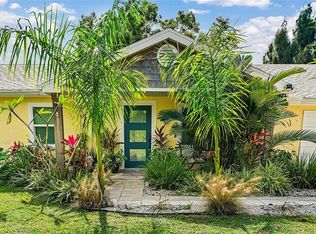 701 Highland Dr SW, Vero Beach, FL 32962