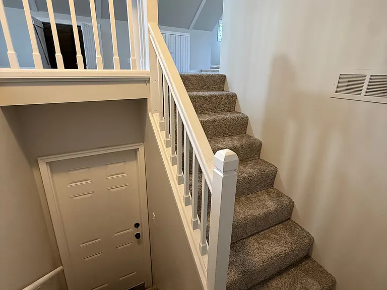 1204 Garfield St #5 — Photo 11