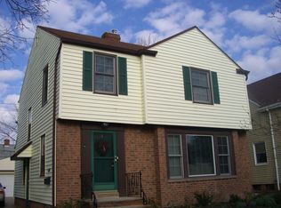 4481 Groveland Rd, University Heights, OH 44118