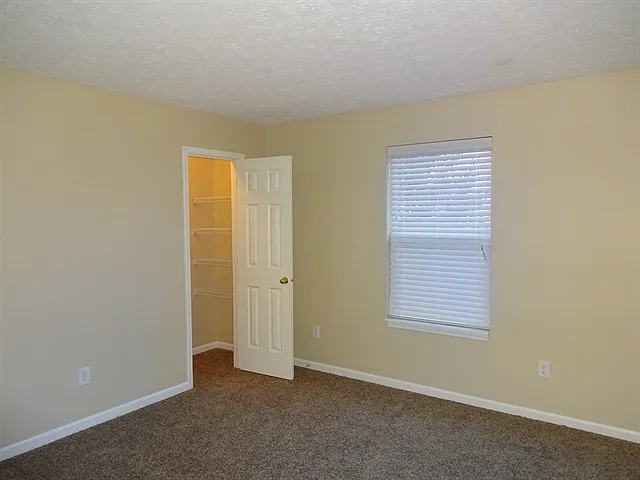 11730 Sinclair Dr — Photo 18