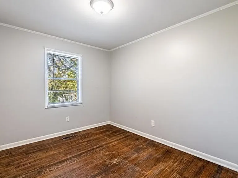 3615 W Capitol Ave — Photo 10