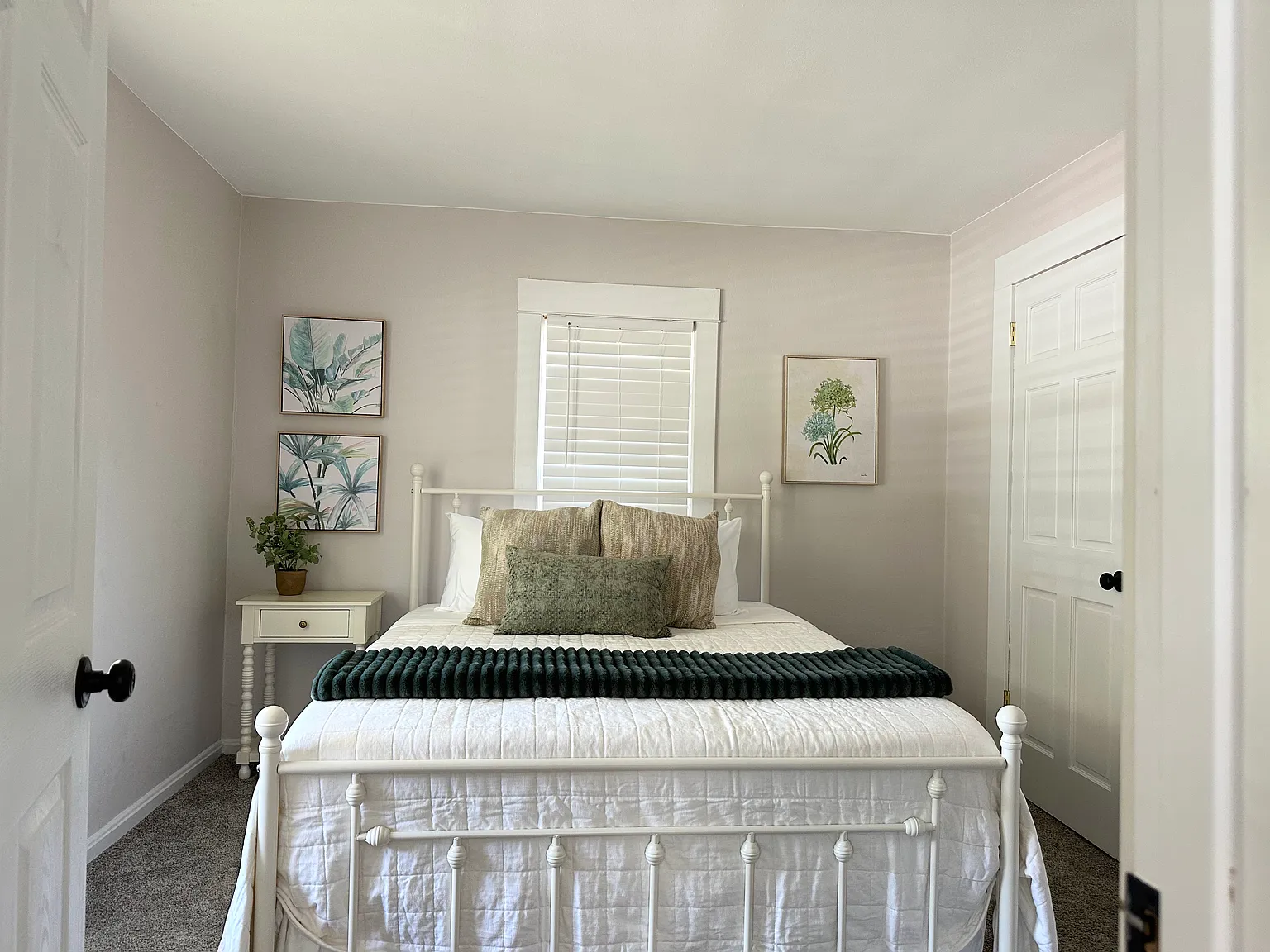 3 bed, 1137 sqft, $2,450 — Photo 4