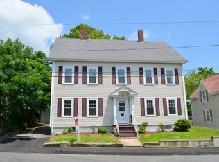 33 4th St, Taunton, MA 02780