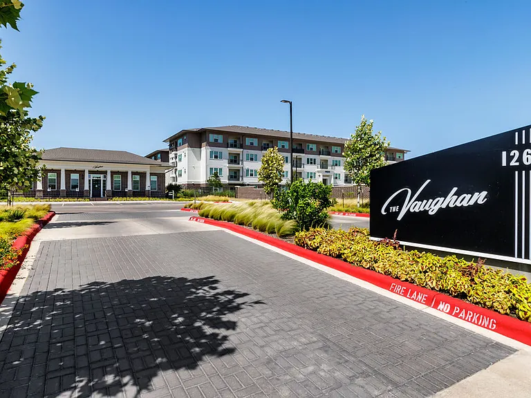 The Vaughan — Photo 16