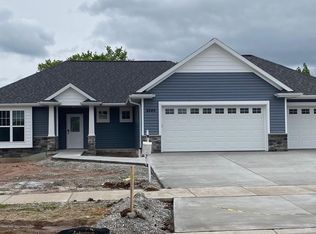 N9249 Constellation Dr, Appleton, WI 54915