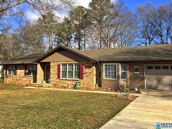 2nd image of 1104 Louise Dr SE