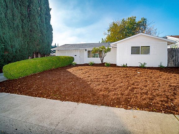 3rd image of 8040 Glen Briar Dr