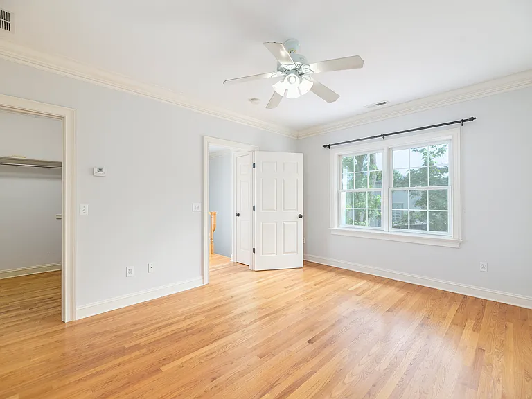 41 Harold St #B — Photo 10
