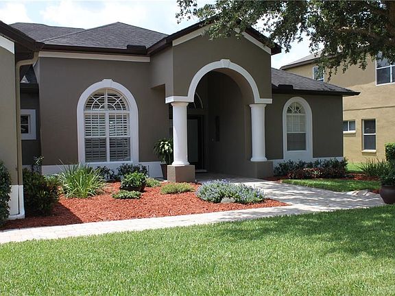 2nd image of 2409 Fountain Grass Dr