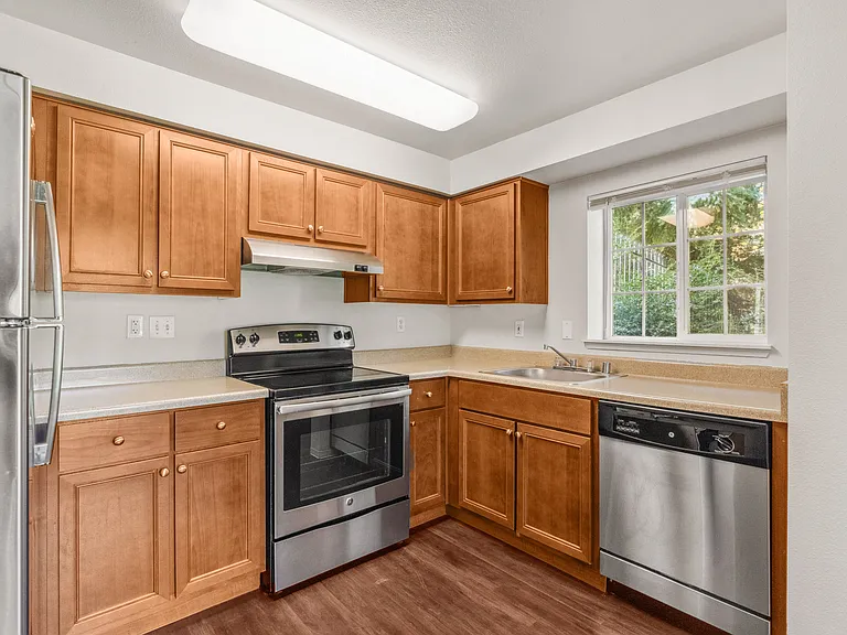 2 Bed 1 Bath - Deluxe - 902 Sq Ft 2 Bed 1 Bath - Deluxe - 902 Sq Ft