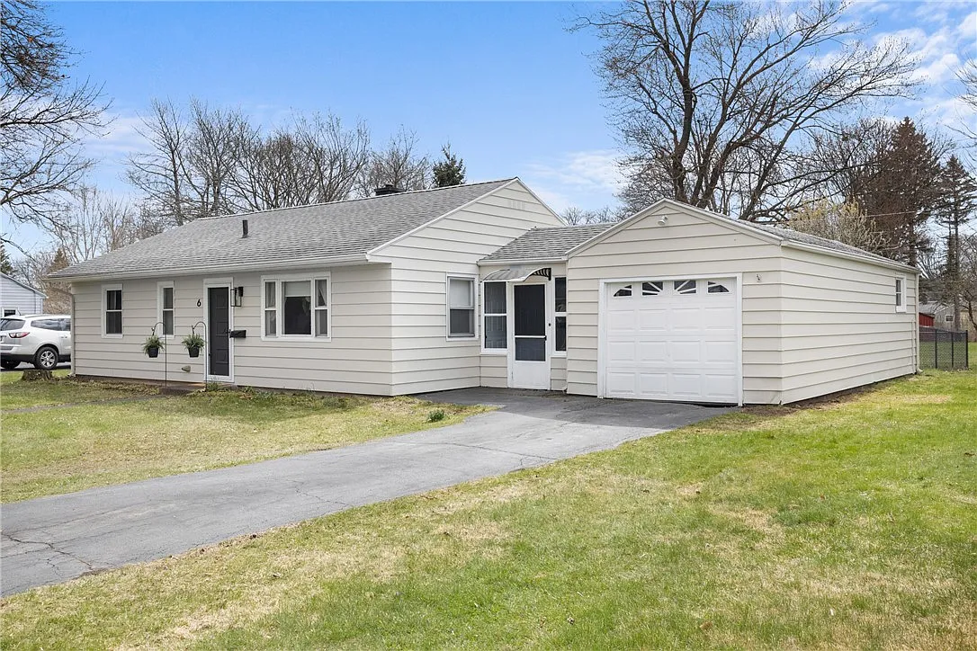 6 Fairchild Rd photo 1