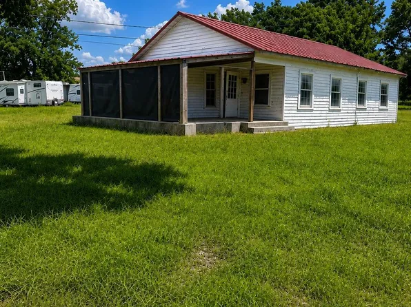 731 Martin Luther King Jr Dr, Montgomery, TX 77356