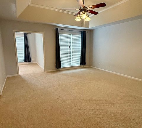 4th image of 45760 Mountain Pine Sq
