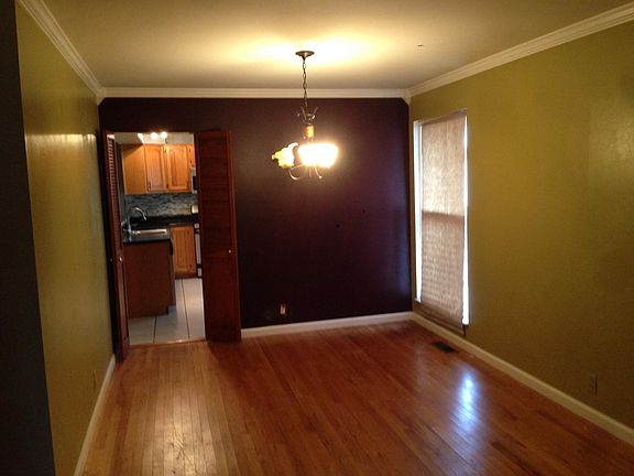 5th image of 2295 Somerset Dr