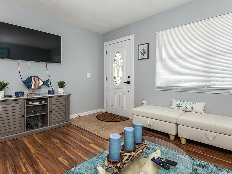 140 Columbia Rd — Photo 14