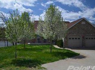 212 Sussex Ln, De Soto, MO 63020