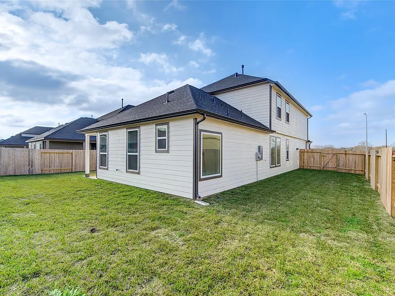 2623 Finley Ln — Photo 44