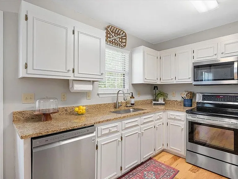 4520 Timberhurst Dr — Photo 12