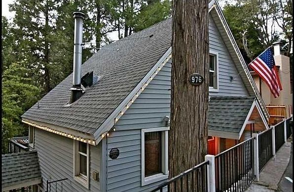 1st image of 976 Mecham Dr