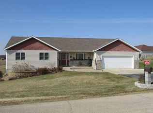 N2545 Van Matre Ln, Monroe, WI 53566
