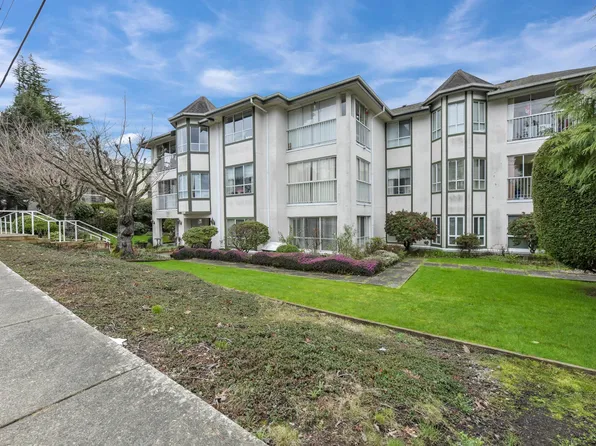 15130 Roper Ave #303, White Rock, BC V4B 2E7