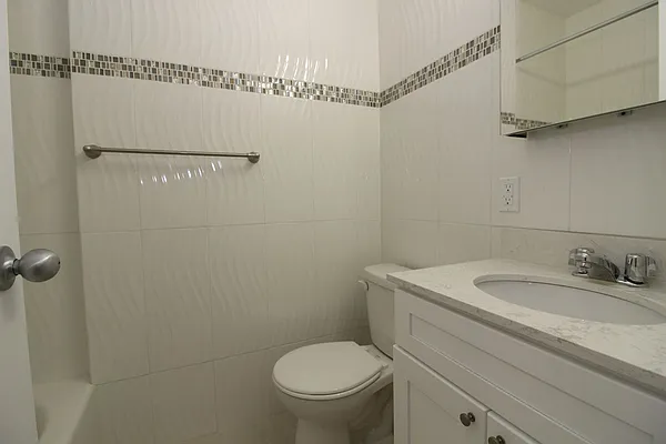 Rented by Proper Real Estate, LLC | media 19