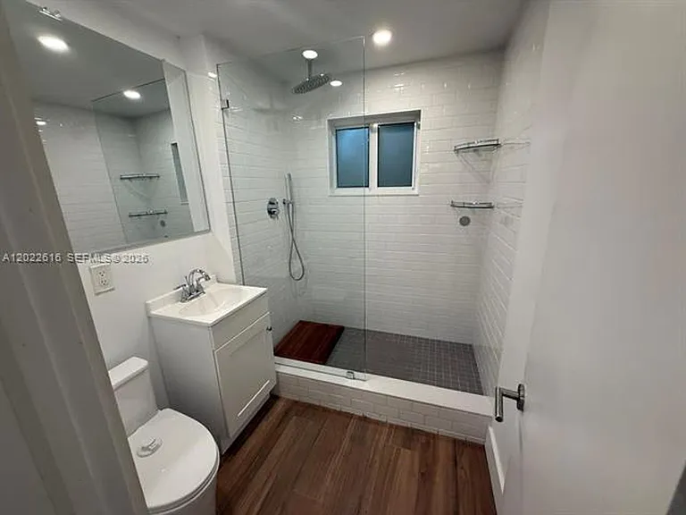 6851 SW 77th Ter — Photo 15