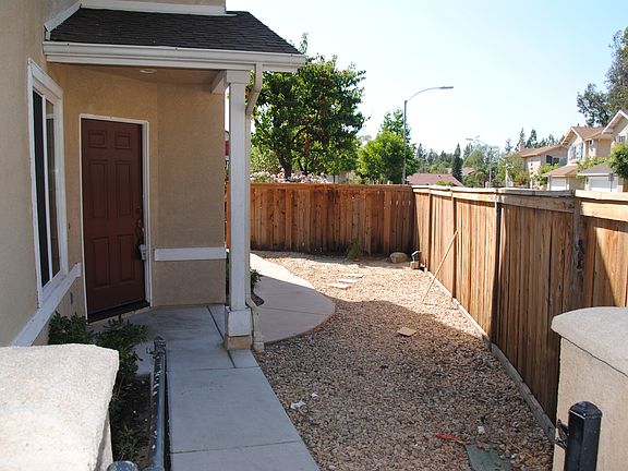 2nd image of 1933 Arbor Gln