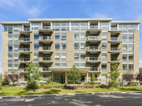 455 Charlton Ave E #502, Hamilton, ON L8N 0B2