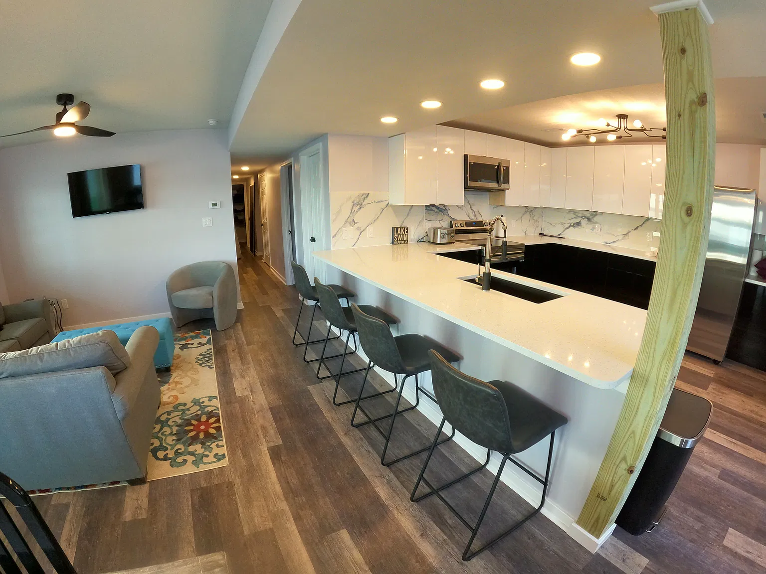 4 bed, 2.5 bath, 1400 sqft, $1,650 — Photo 4