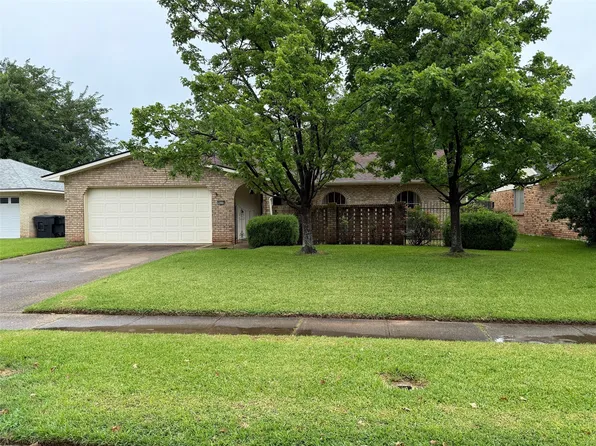 8622 Jackson Square Pl, Shreveport, LA 71115