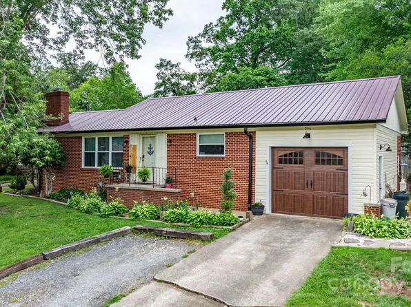 206 Park St, Morganton, NC 28655