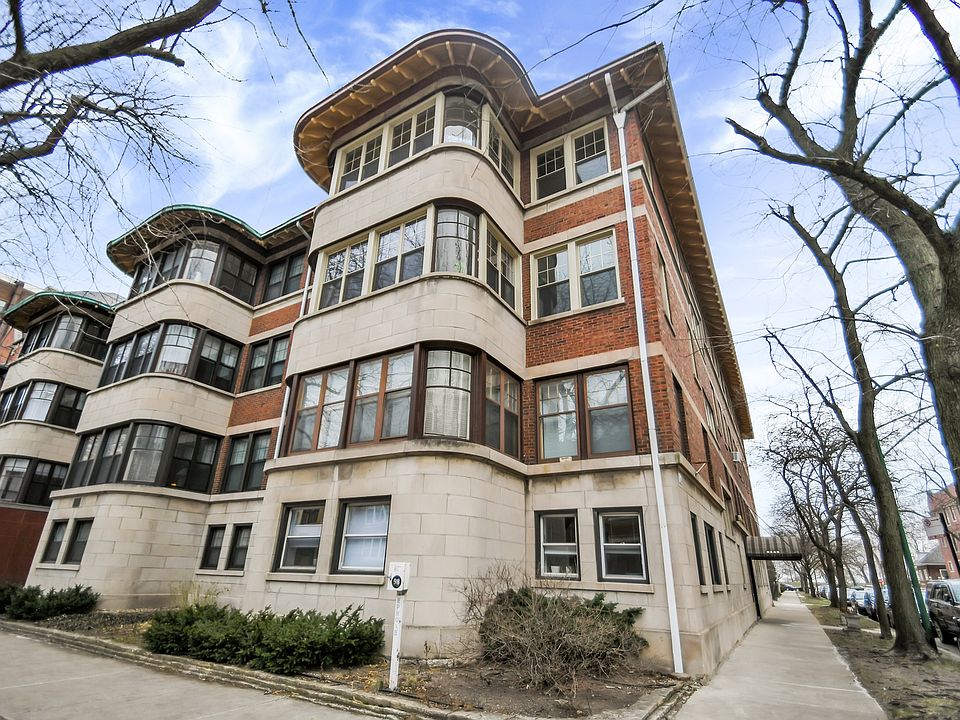1st image of 5345 S Hyde Park Blvd APT 3A