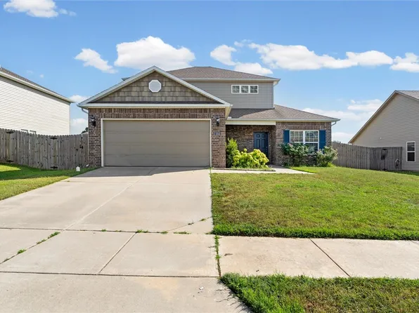 2503 Hickory Wood Ave, Lowell, AR 72745
