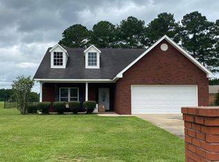 105 Lakeside Dr, Dothan, AL 36301