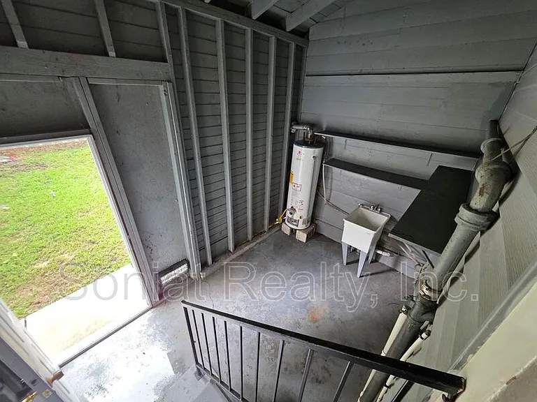 620 S Cortez St — Photo 9