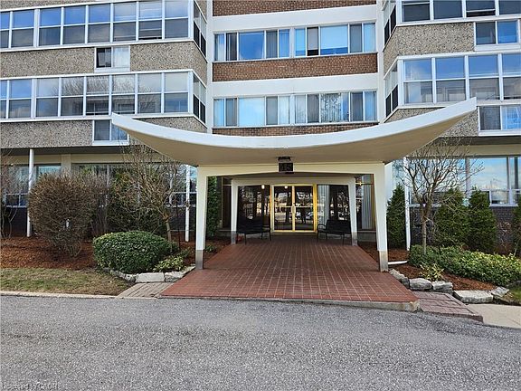 3rd image of 45 Westmount Rd N #202